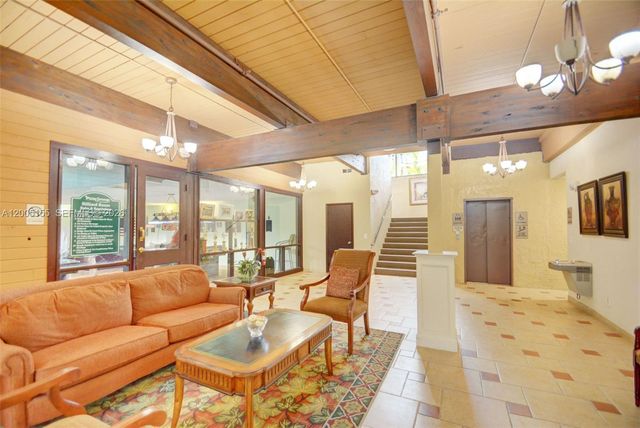 13950 Via Flora D, Delray Beach, FL 33484