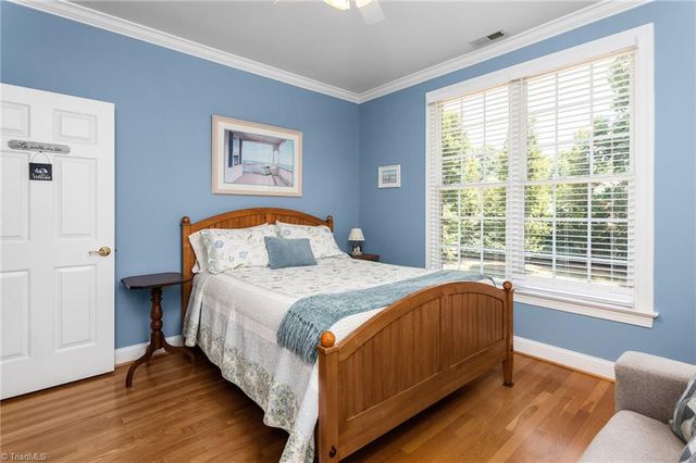 7600 Pond Court, Kernersville, NC 27284