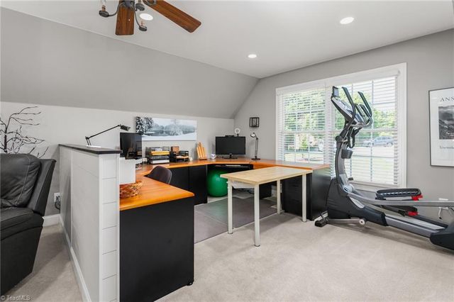 7600 Pond Court, Kernersville, NC 27284