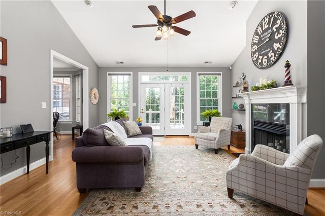 7600 Pond Court, Kernersville, NC 27284