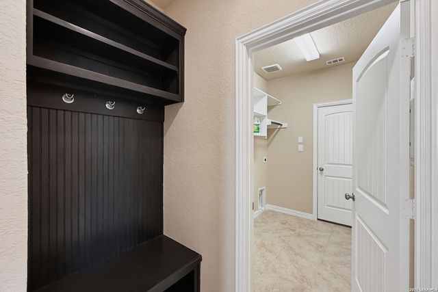 731 Firenze Ave, San Antonio, TX 78245