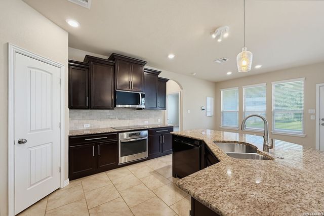 731 Firenze Ave, San Antonio, TX 78245