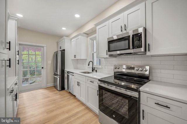 207 JACKSON ST, Trenton, NJ 08611