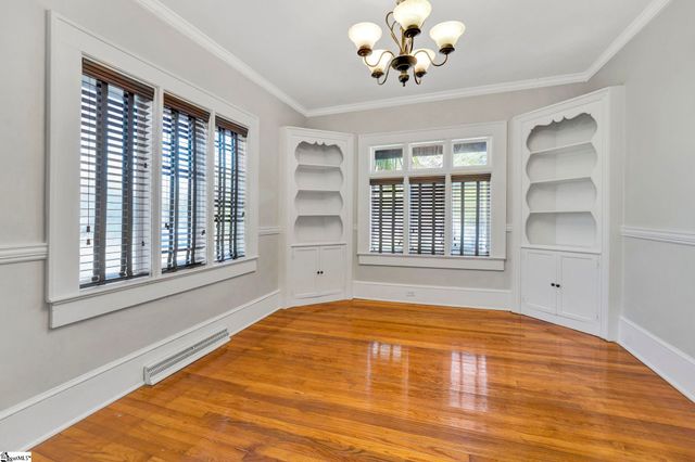 108 Irby Avenue, Laurens, SC 29360