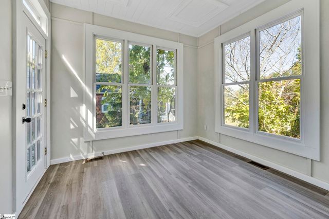 108 Irby Avenue, Laurens, SC 29360