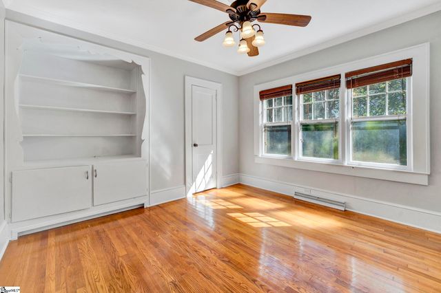 108 Irby Avenue, Laurens, SC 29360