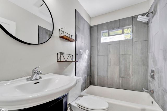 108 Irby Avenue, Laurens, SC 29360