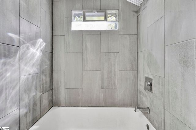 108 Irby Avenue, Laurens, SC 29360