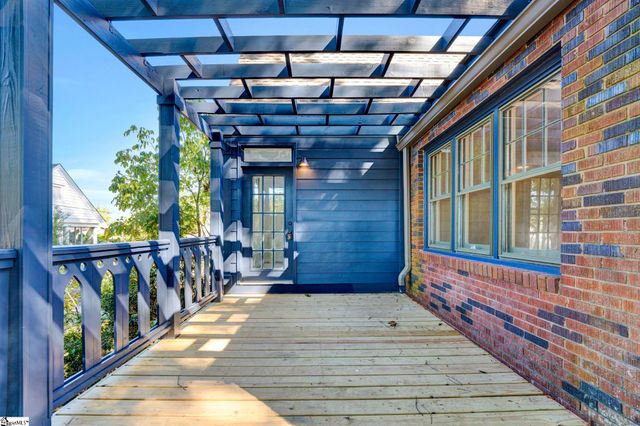 108 Irby Avenue, Laurens, SC 29360