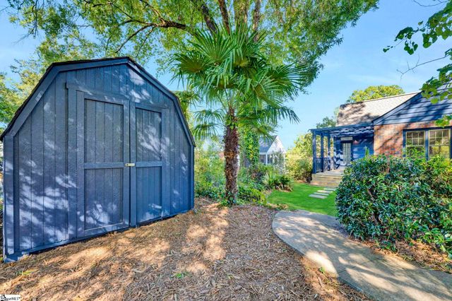 108 Irby Avenue, Laurens, SC 29360