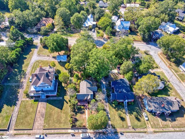 108 Irby Avenue, Laurens, SC 29360