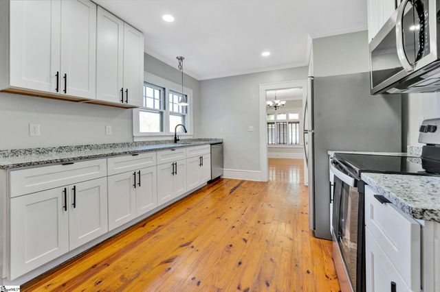 108 Irby Avenue, Laurens, SC 29360