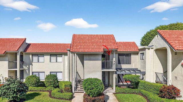 5673 Fairway Park Drive 202, Boynton Beach, FL 33437