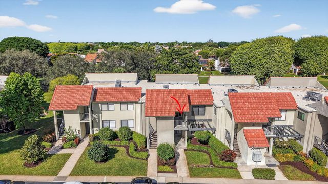 5673 Fairway Park Drive 202, Boynton Beach, FL 33437