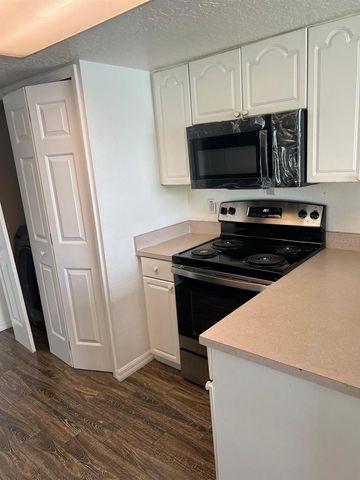 1305 WASHINGTON PALM LOOP, Davenport, FL 33897