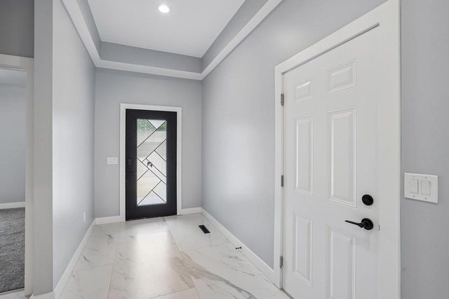 386 Oakbrook Drive, Wisconsin Dells, WI 53965
