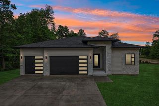 386 Oakbrook Drive, Wisconsin Dells, WI 53965