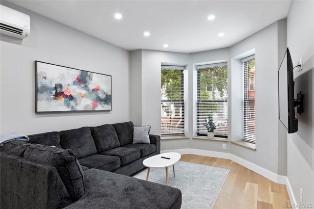 984 Lincoln Place, Brooklyn, NY 11213