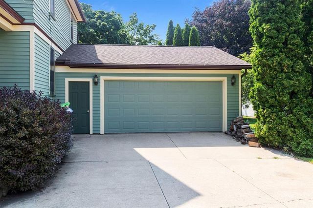607 Mill Street, Green Lake, WI 54941