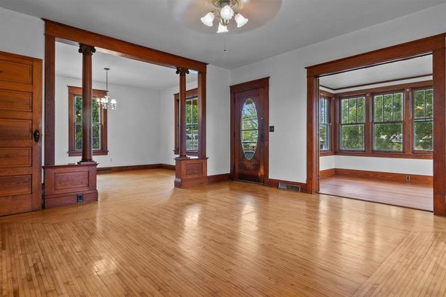 607 Mill Street, Green Lake, WI 54941