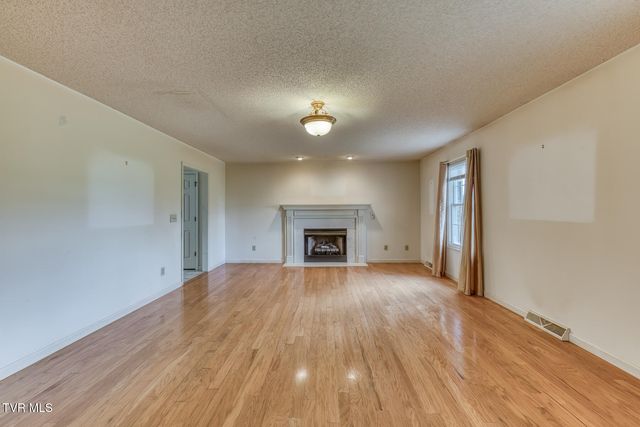 131 Cotton Drive, Jonesborough, TN 37659
