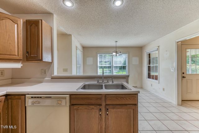 131 Cotton Drive, Jonesborough, TN 37659