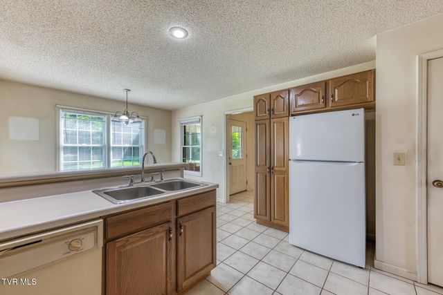 131 Cotton Drive, Jonesborough, TN 37659