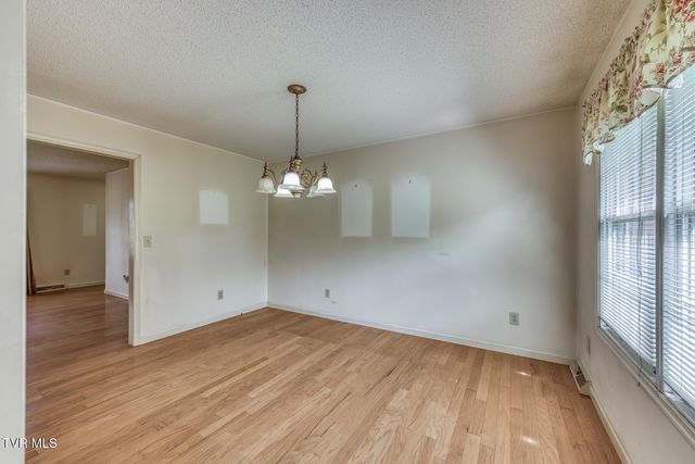 131 Cotton Drive, Jonesborough, TN 37659