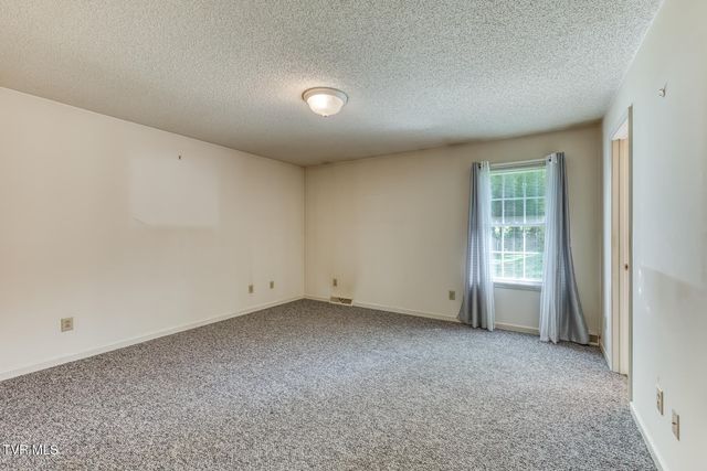131 Cotton Drive, Jonesborough, TN 37659