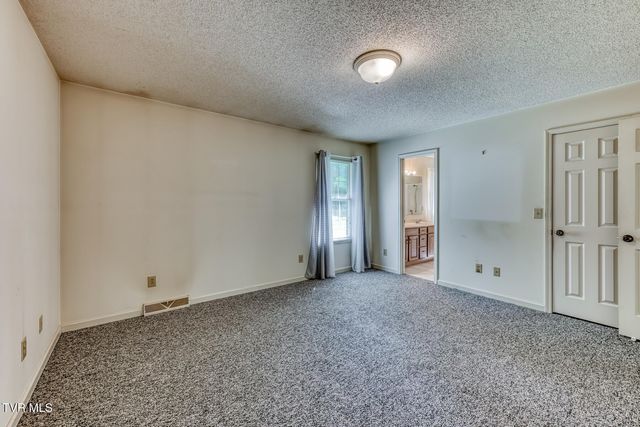 131 Cotton Drive, Jonesborough, TN 37659