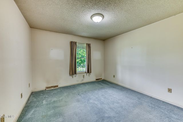 131 Cotton Drive, Jonesborough, TN 37659