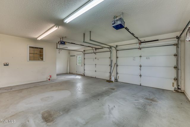 131 Cotton Drive, Jonesborough, TN 37659