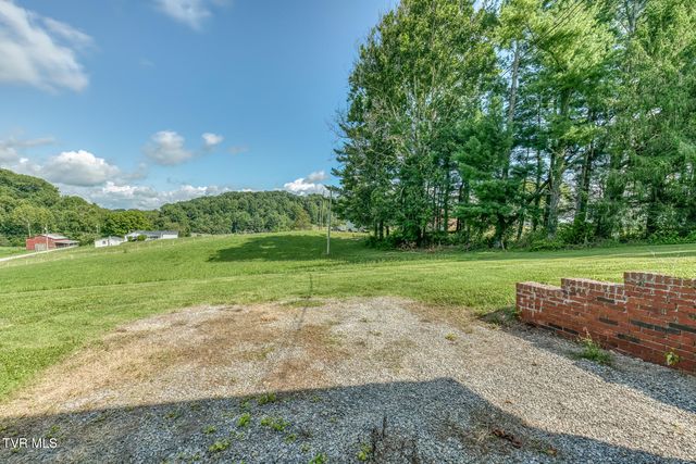 131 Cotton Drive, Jonesborough, TN 37659