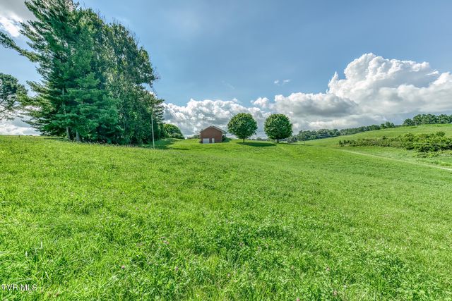 131 Cotton Drive, Jonesborough, TN 37659