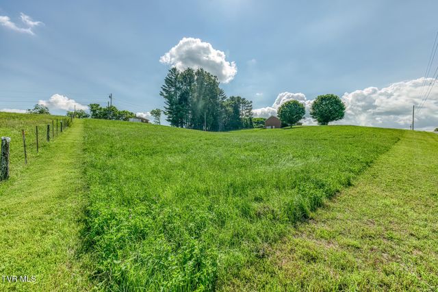 131 Cotton Drive, Jonesborough, TN 37659