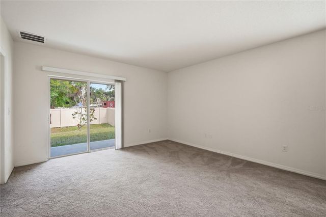 5217 HILLSIDE MEADOW PLACE, Tampa, FL 33610