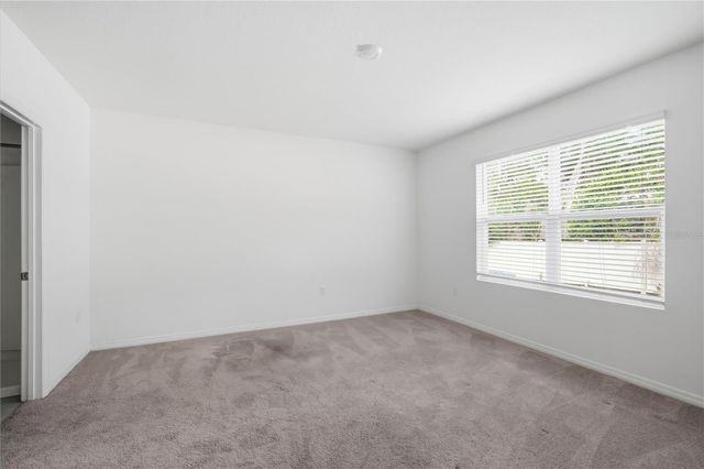 5217 HILLSIDE MEADOW PLACE, Tampa, FL 33610