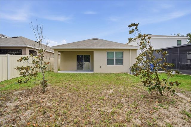 5217 HILLSIDE MEADOW PLACE, Tampa, FL 33610