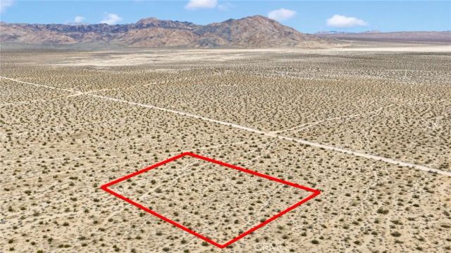 1 Off Green Mine Rock, Lucerne Valley, CA 92356