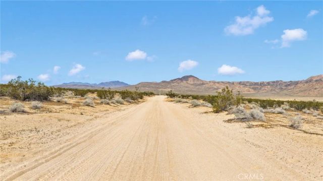 1 Off Green Mine Rock, Lucerne Valley, CA 92356