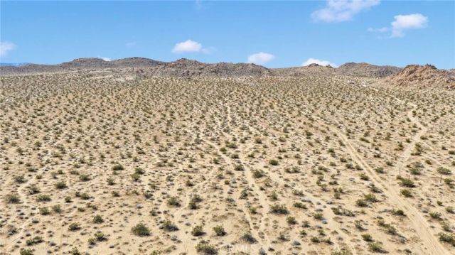 1 Off Green Mine Rock, Lucerne Valley, CA 92356