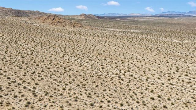 1 Off Green Mine Rock, Lucerne Valley, CA 92356
