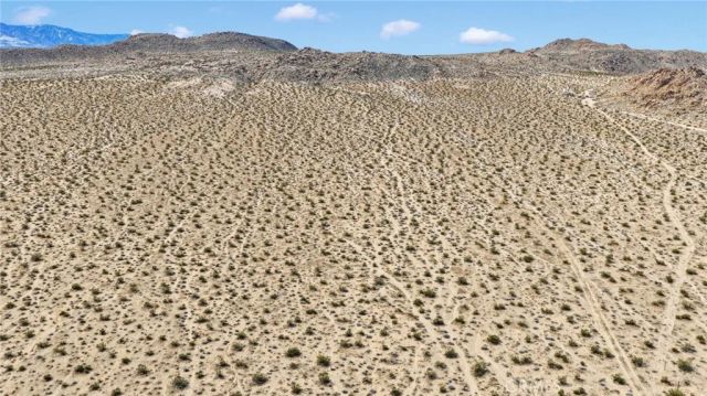 1 Off Green Mine Rock, Lucerne Valley, CA 92356