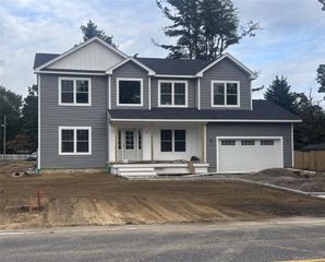 2047 lincoln Avenue, Holbrook, NY 11741