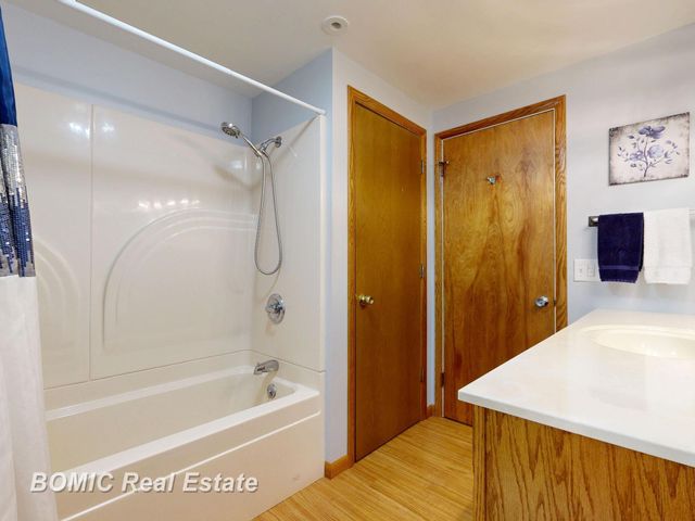 228 Saginaw Street, Vassar, MI 48768