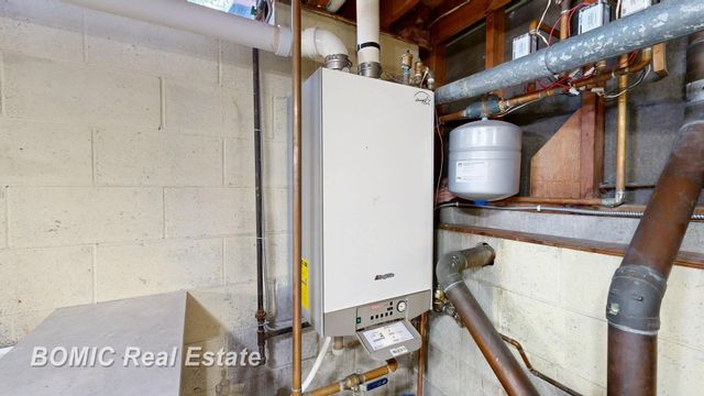 228 Saginaw Street, Vassar, MI 48768