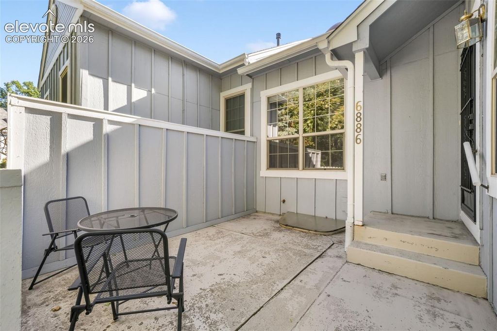 6886 Los Reyes Circle, Colorado Springs, CO 80918 — photo 3