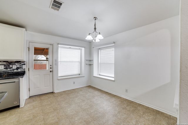 10022 Cactus, San Antonio, TX 78254