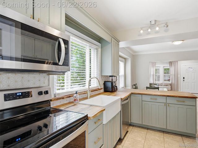 315 Leroy Street, Ferndale, MI 48220