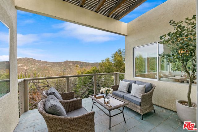 1876 Lookout Road, Malibu, CA 90265